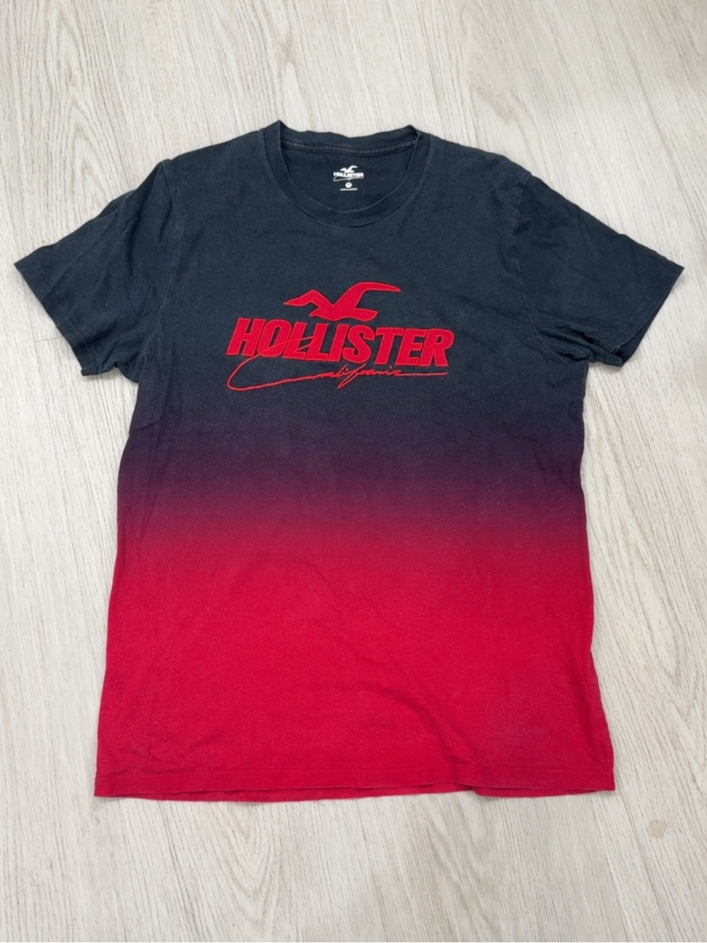 Hollister Black to Red Ombre Short Sleeve Logo Tee